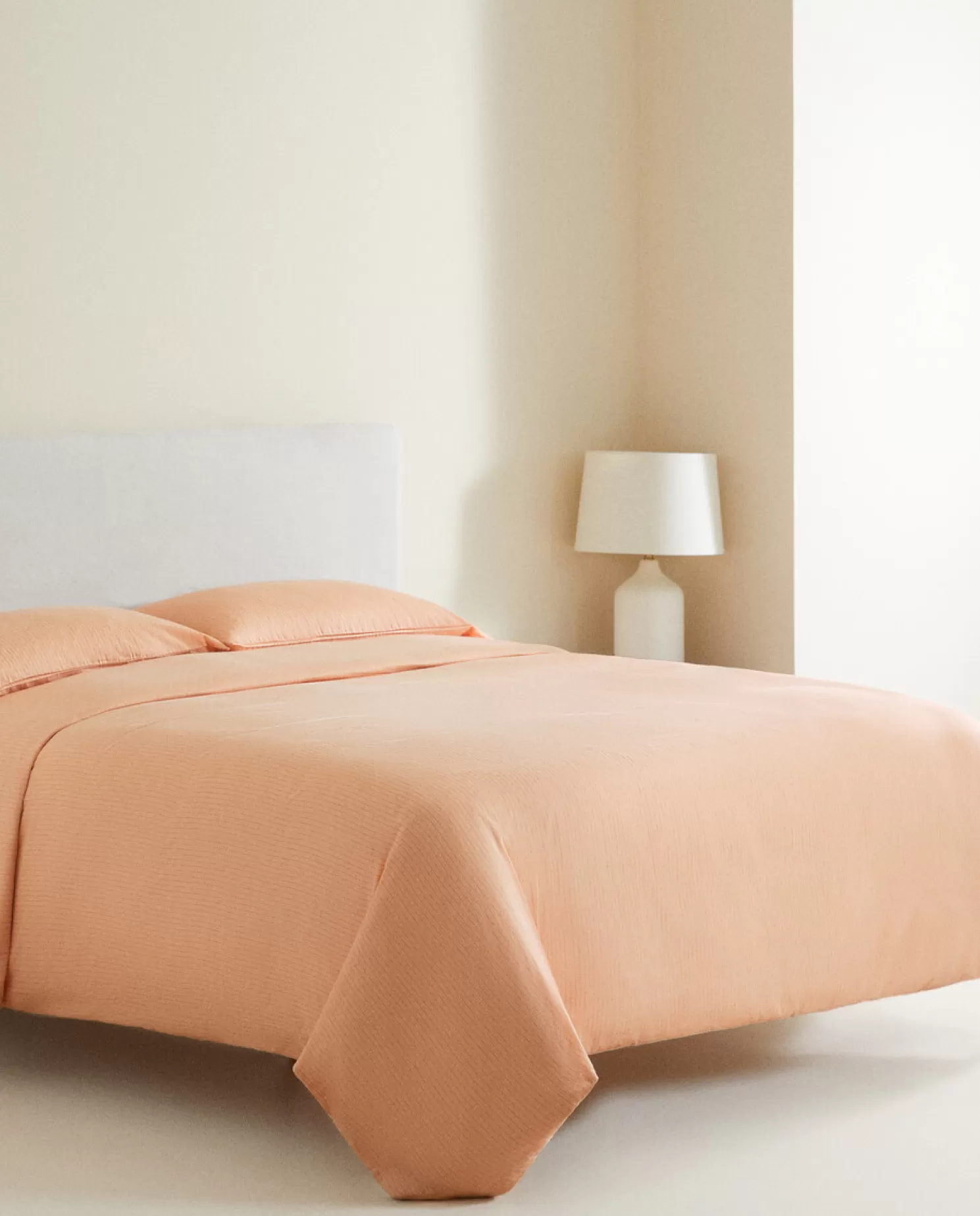 ZARA Home Capas De Edredao<(300 Fios) Capa De Edredon De Cetim Lavado Listrado