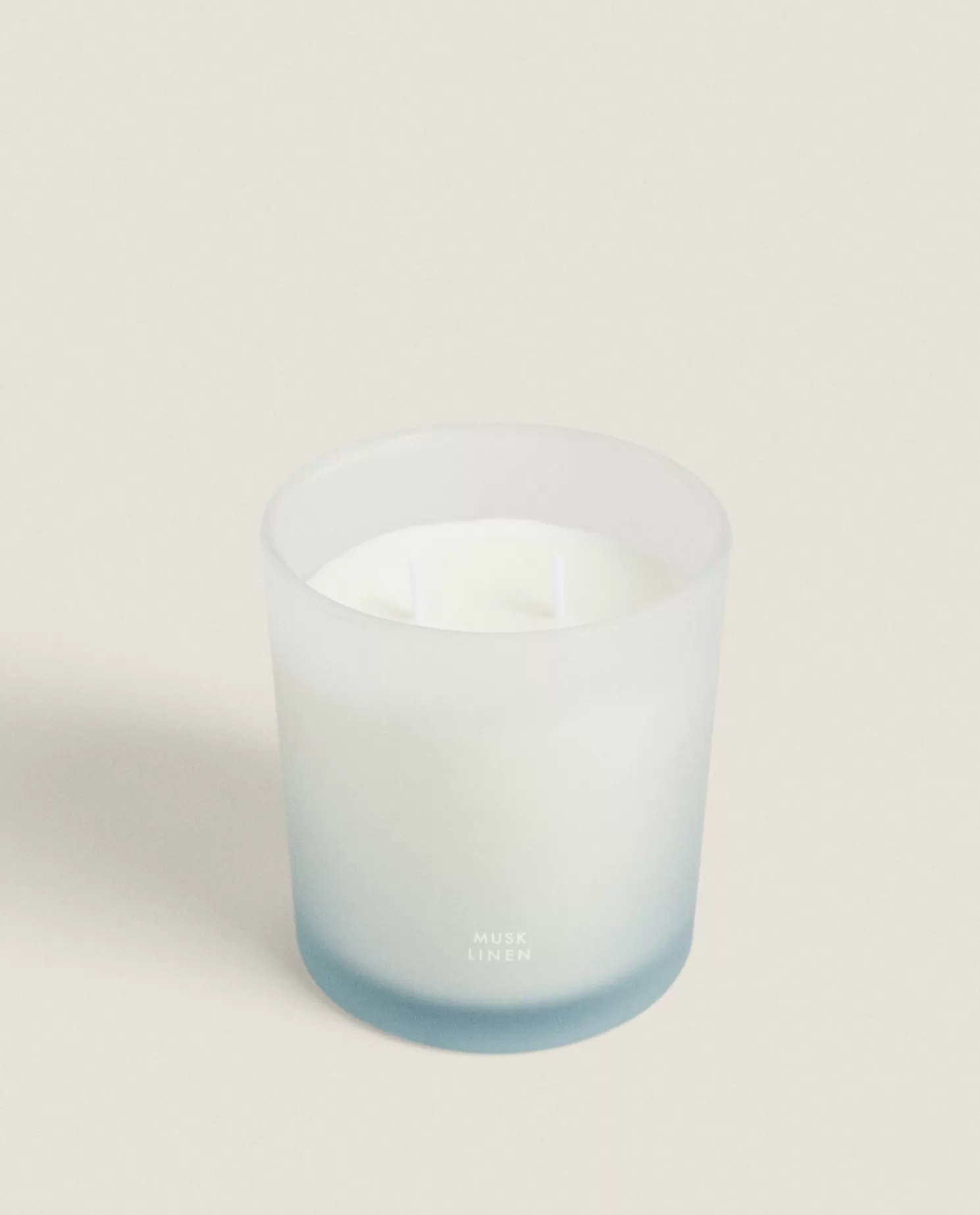 ZARA Home Velas<(350 G) Vela Perfumada De Linho Almiscarado