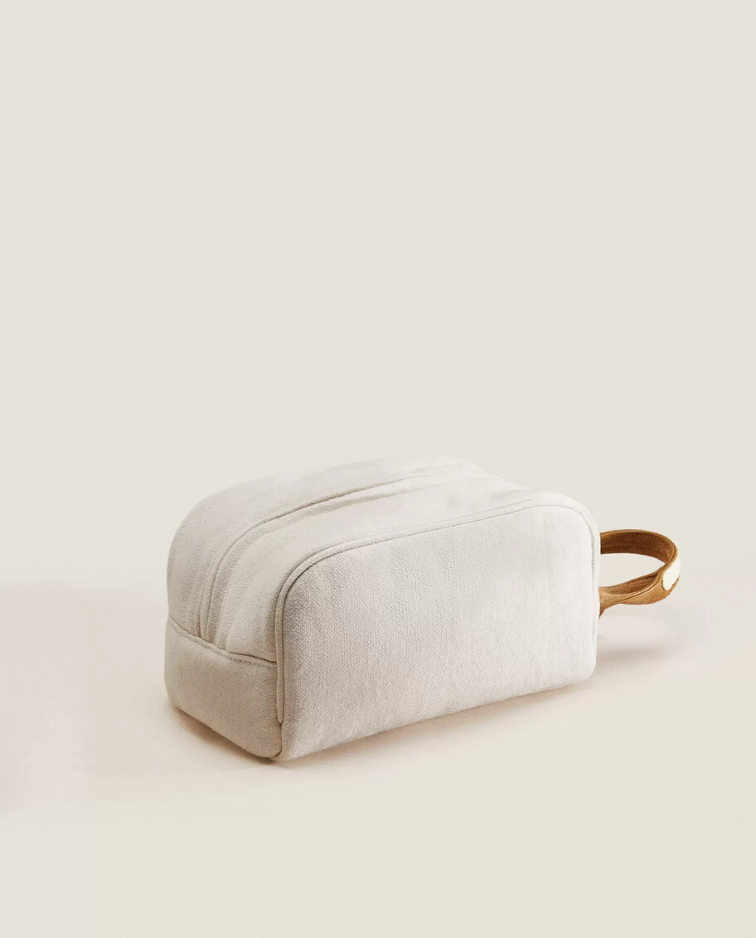 ZARA Home Personalização<Bolsa De Higiene Com Detalhe De Couro