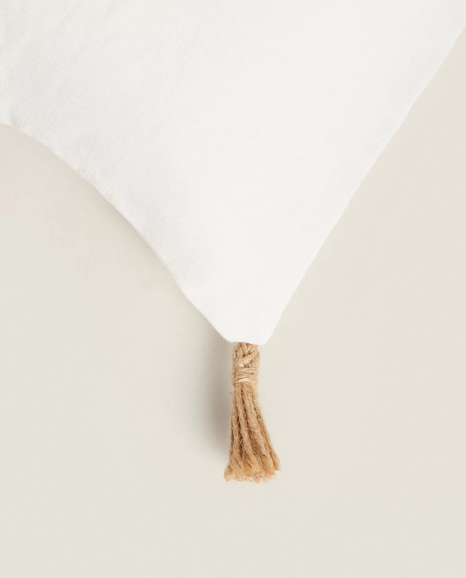 ZARA Home Solido<Capa De Almofada Com Borlas De Juta