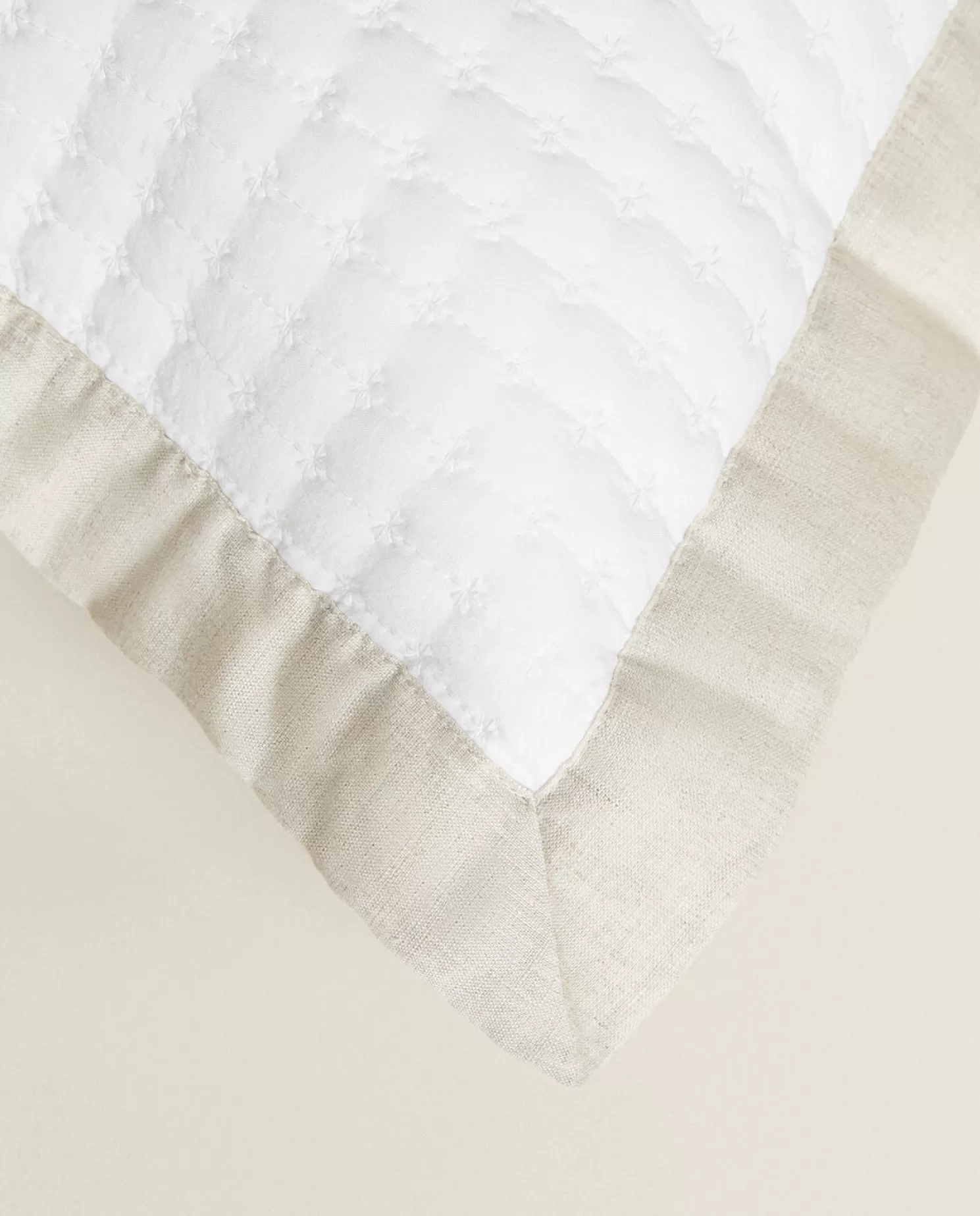 ZARA Home Colchas<Capa De Almofada Texturizada Com Borda De Linho