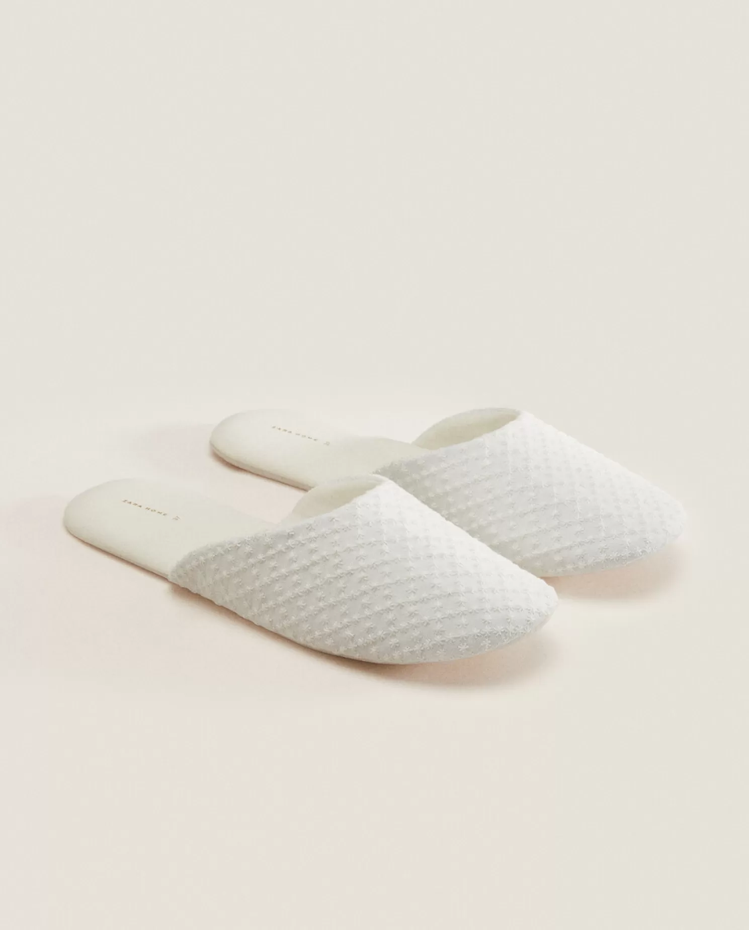 ZARA Home Mulher<Chinelos De Tecido Bordado