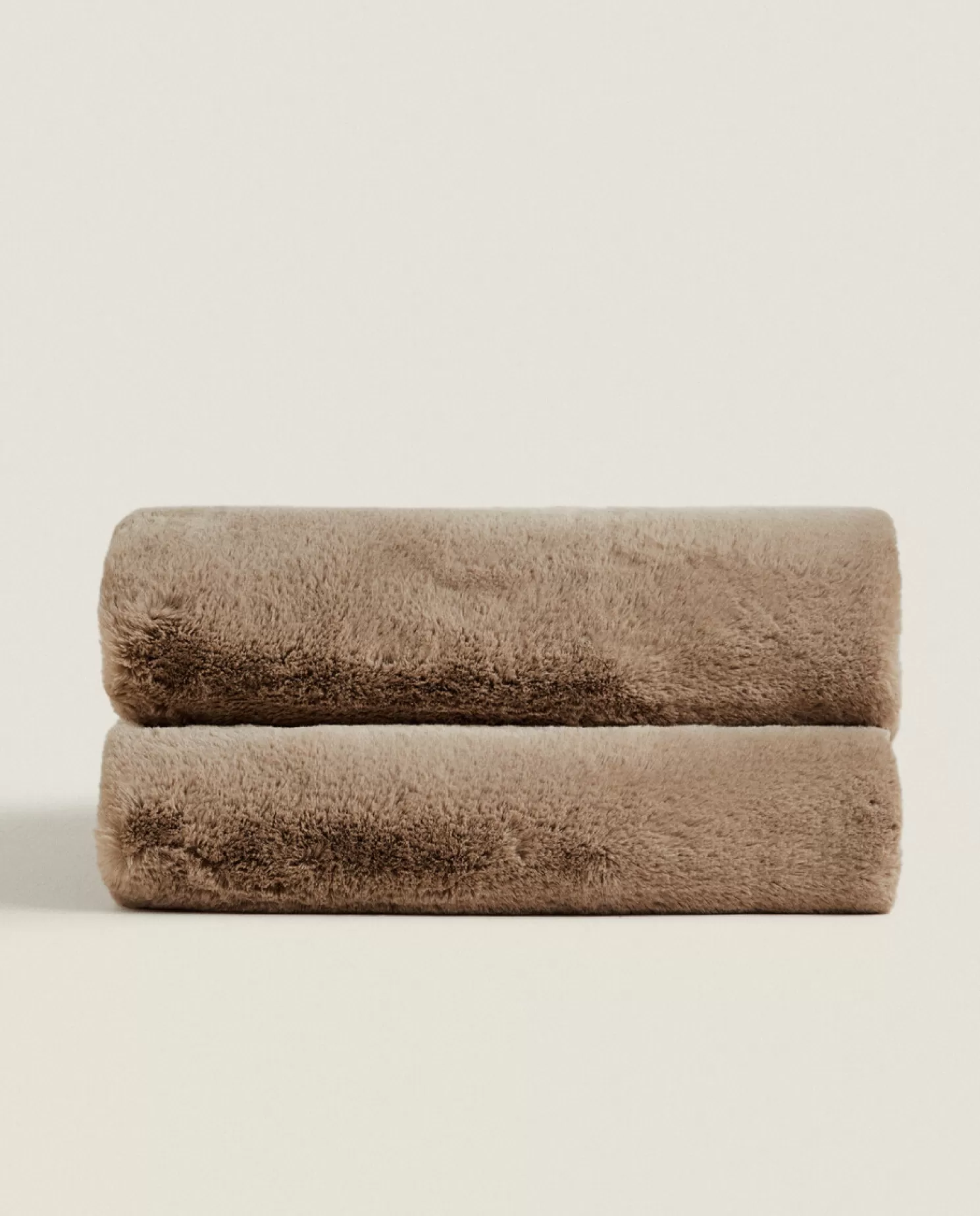 ZARA Home Cobertores<Cobertor De Pele Sintetica Com Textura Dupla