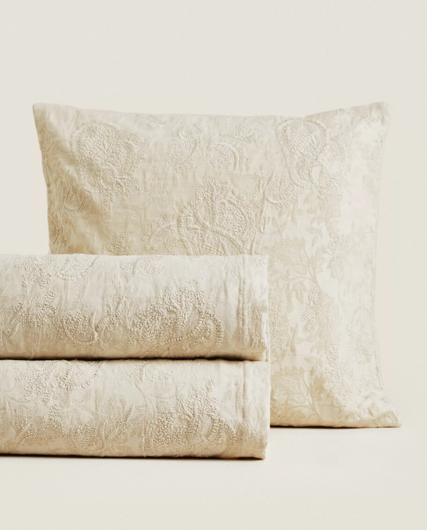 ZARA Home Colchas<Colcha Jacquard