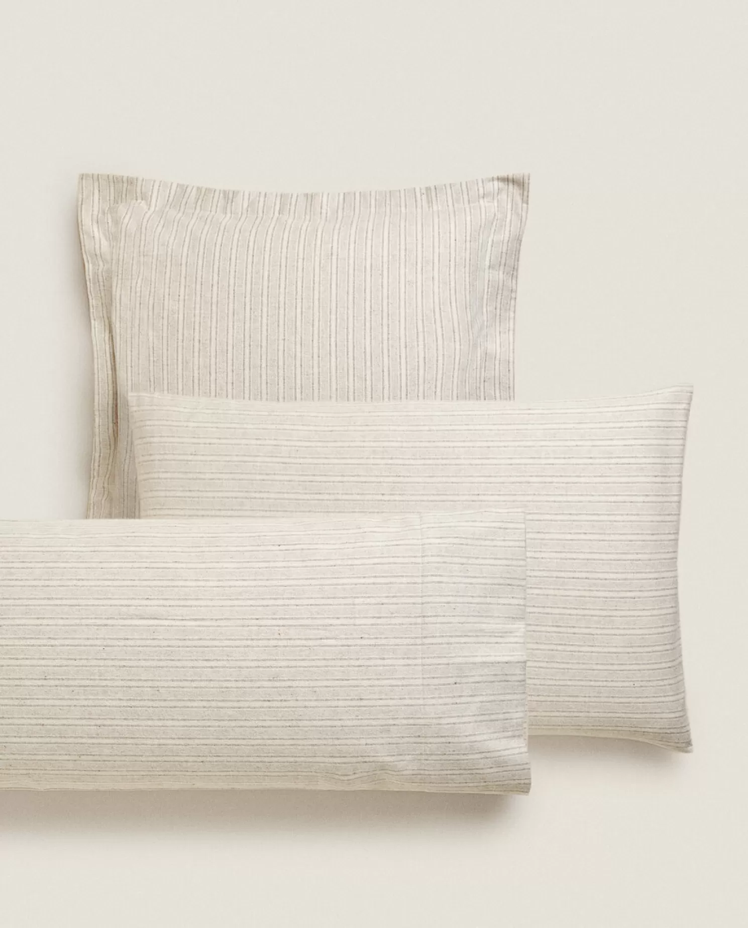 ZARA Home Fronhas<Fronha De Flanela Listrada