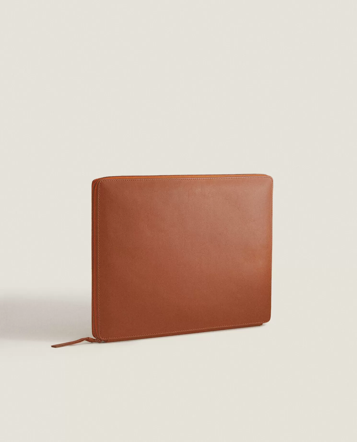 ZARA Home Bolsas E Bolsas De Higiene<Tablet De Couro E Pasta De Documentos