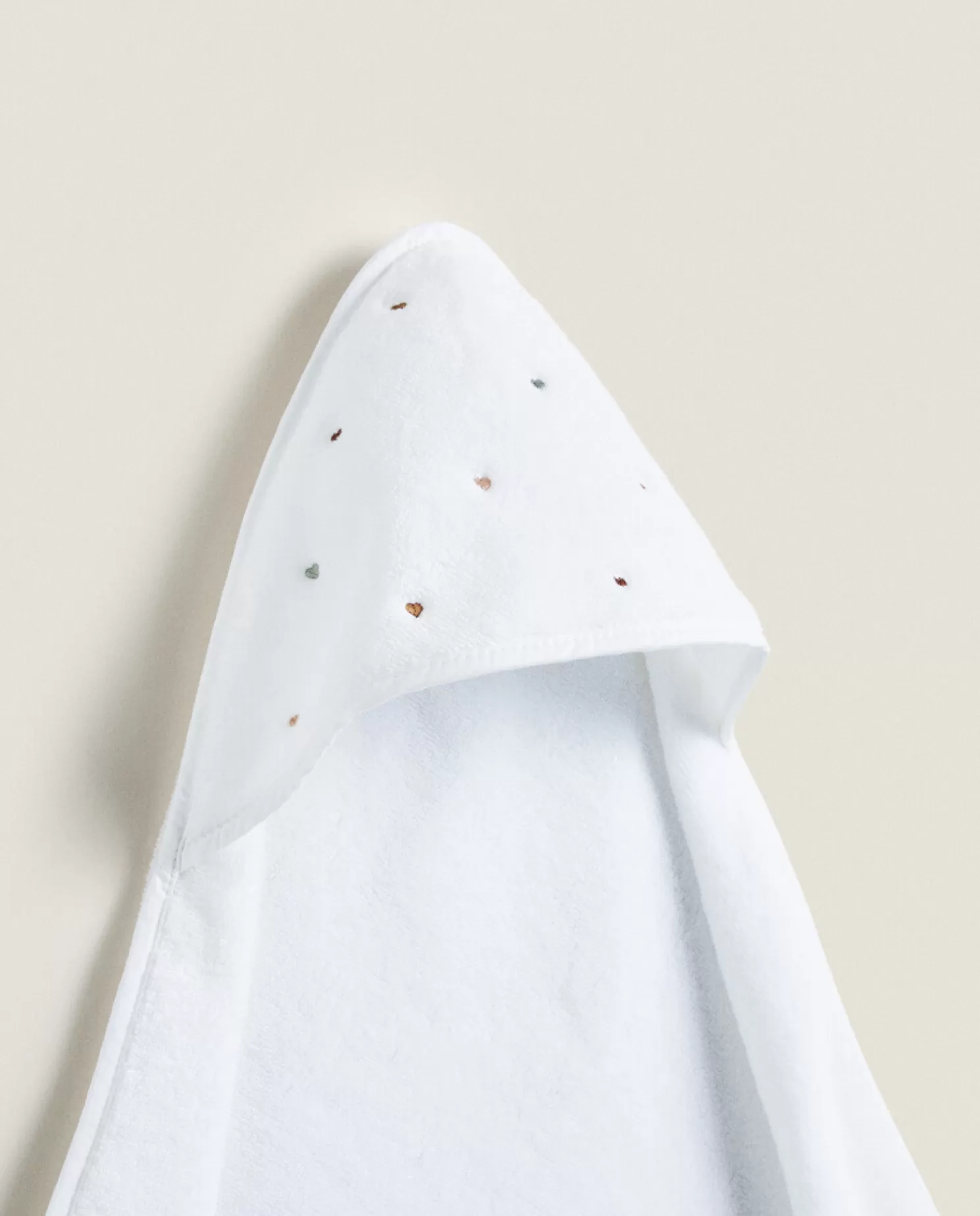 ZARA Home Banheiro<Toalha De Bebe Com Capuz E Coracoes Bordados